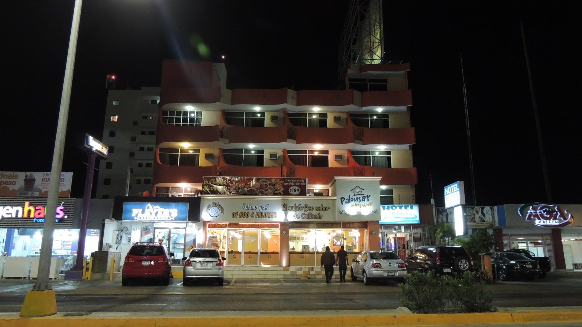 Capital O Zona Dorada Inn, Mazatlán Exteriör bild