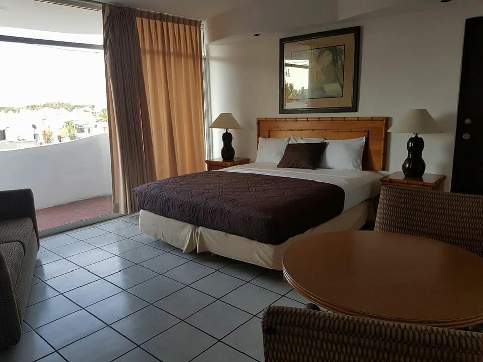 Capital O Zona Dorada Inn, Mazatlán Exteriör bild